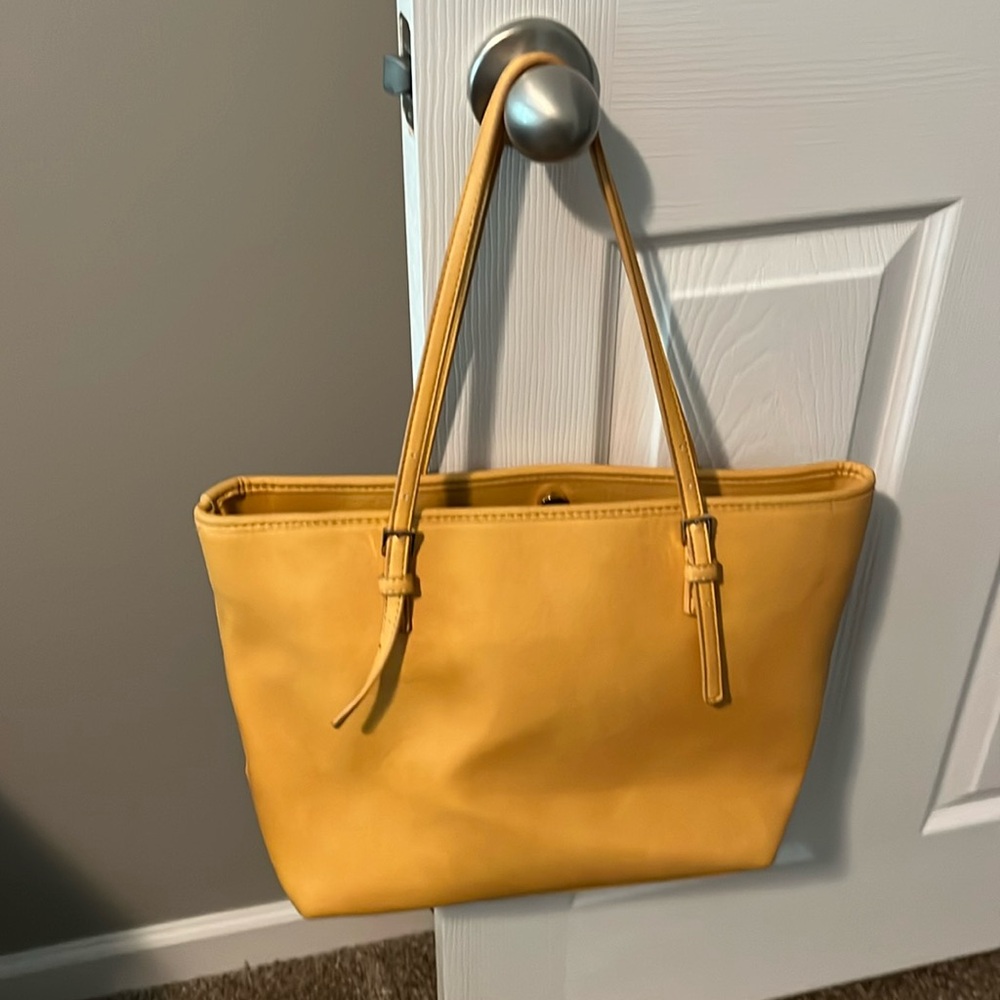 Handbag never used, great condition just too big for me.